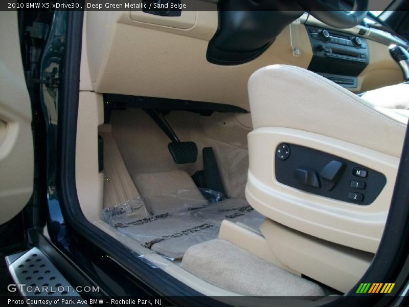 Deep Green Metallic / Sand Beige 2010 BMW X5 xDrive30i