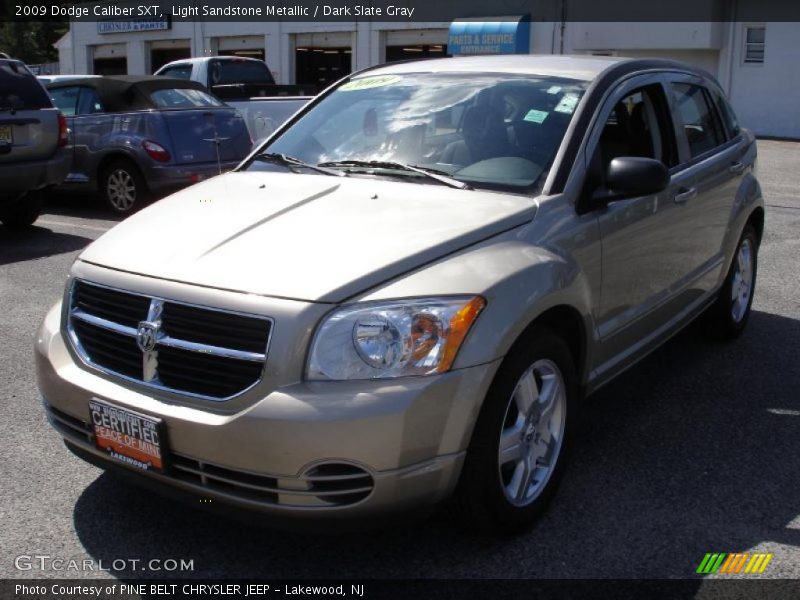 Light Sandstone Metallic / Dark Slate Gray 2009 Dodge Caliber SXT