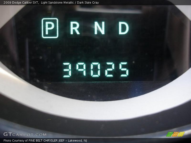 Light Sandstone Metallic / Dark Slate Gray 2009 Dodge Caliber SXT