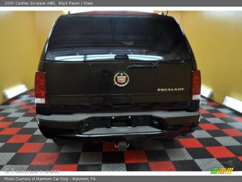 Black Raven / Shale 2005 Cadillac Escalade AWD