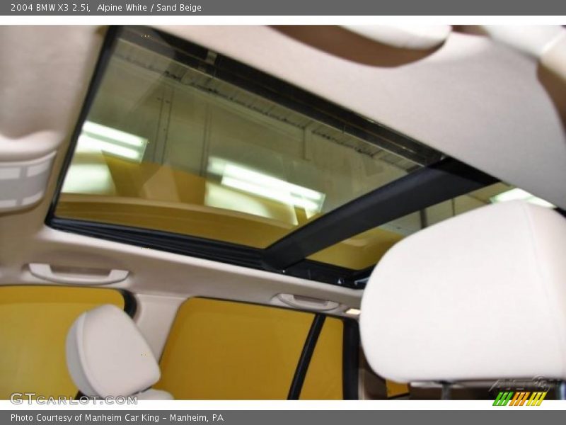Alpine White / Sand Beige 2004 BMW X3 2.5i