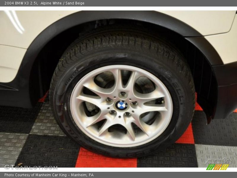 Alpine White / Sand Beige 2004 BMW X3 2.5i