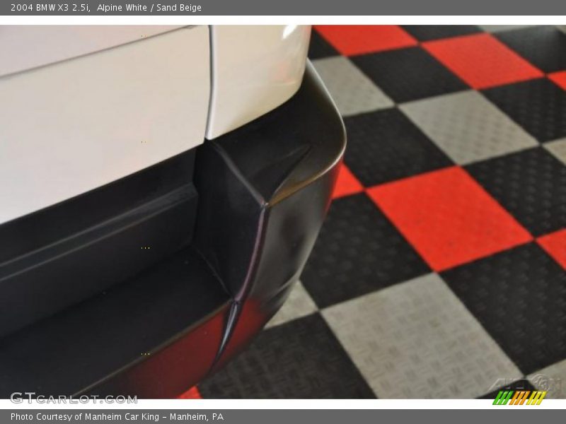 Alpine White / Sand Beige 2004 BMW X3 2.5i