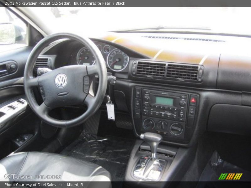 Blue Anthracite Pearl / Black 2002 Volkswagen Passat GLS Sedan