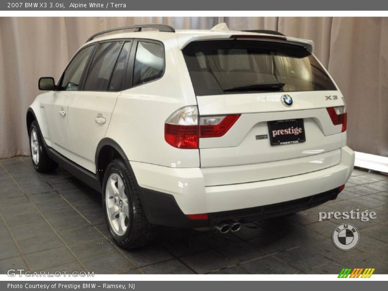 Alpine White / Terra 2007 BMW X3 3.0si