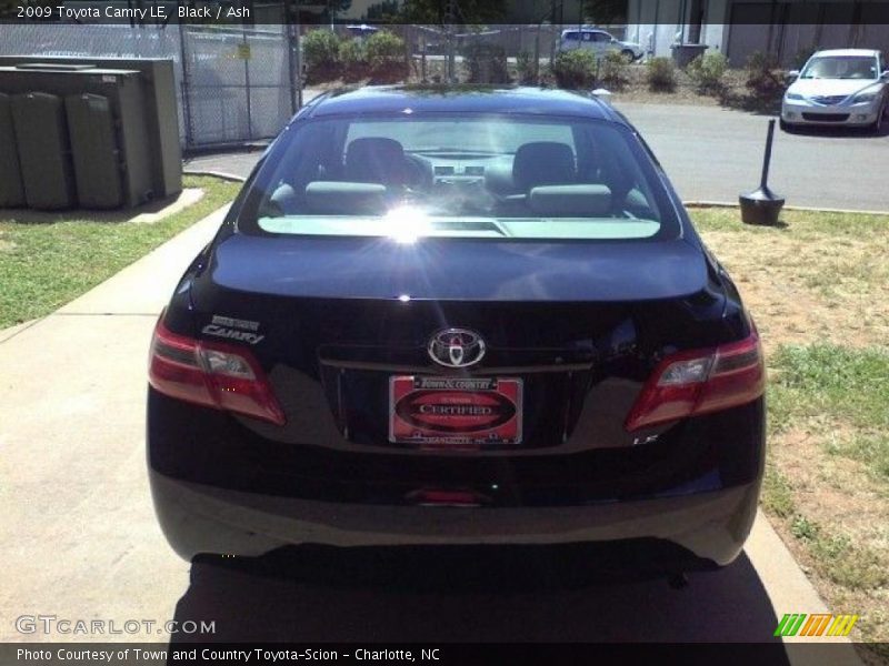 Black / Ash 2009 Toyota Camry LE