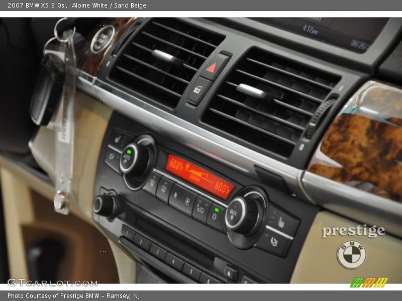 Alpine White / Sand Beige 2007 BMW X5 3.0si