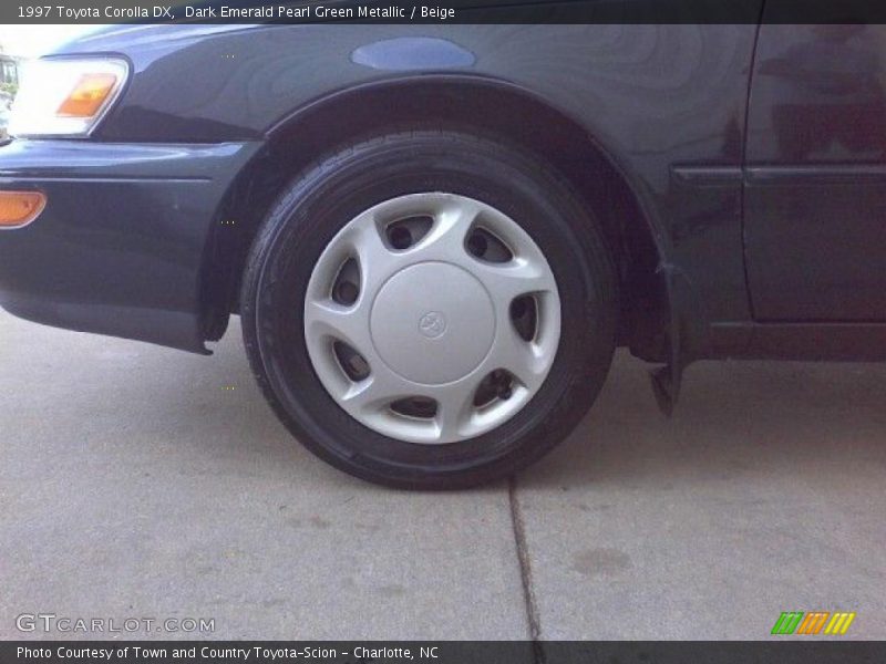 Dark Emerald Pearl Green Metallic / Beige 1997 Toyota Corolla DX
