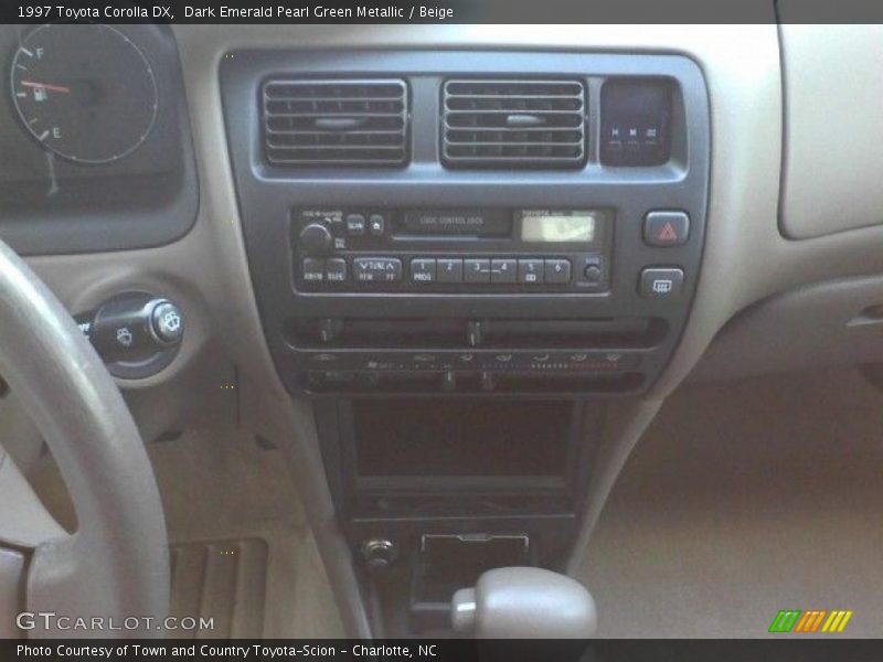 Dark Emerald Pearl Green Metallic / Beige 1997 Toyota Corolla DX