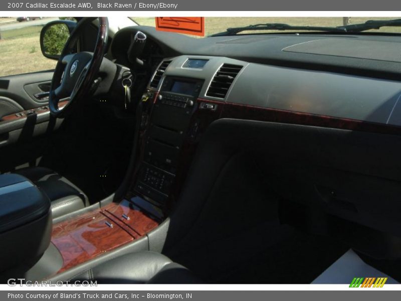Black Raven / Ebony/Ebony 2007 Cadillac Escalade AWD