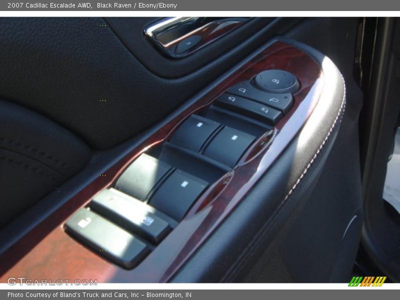 Black Raven / Ebony/Ebony 2007 Cadillac Escalade AWD