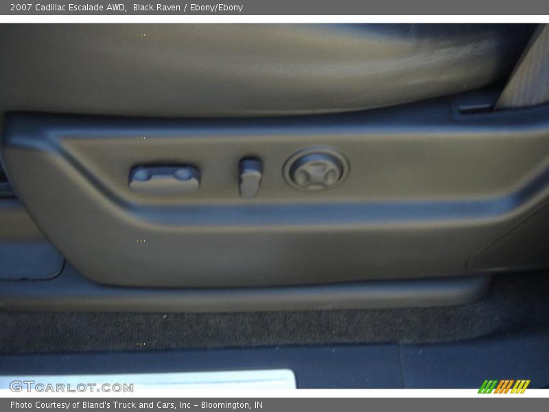 Black Raven / Ebony/Ebony 2007 Cadillac Escalade AWD