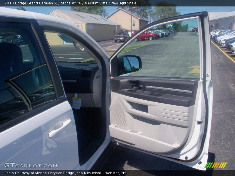 Stone White / Medium Slate Gray/Light Shale 2010 Dodge Grand Caravan SE