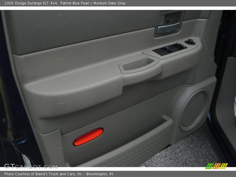 Patriot Blue Pearl / Medium Slate Gray 2005 Dodge Durango SLT 4x4
