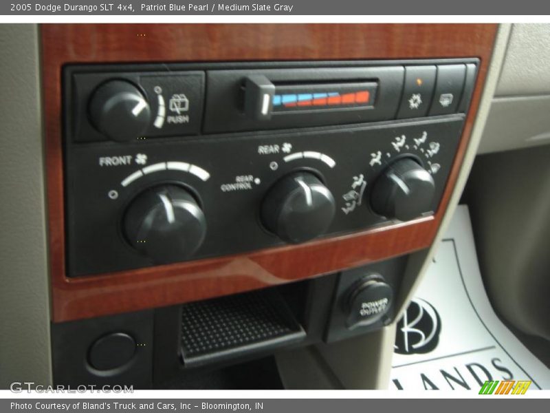 Patriot Blue Pearl / Medium Slate Gray 2005 Dodge Durango SLT 4x4