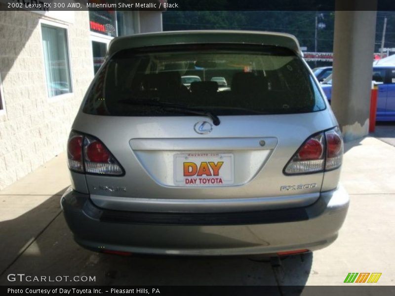 Millennium Silver Metallic / Black 2002 Lexus RX 300 AWD