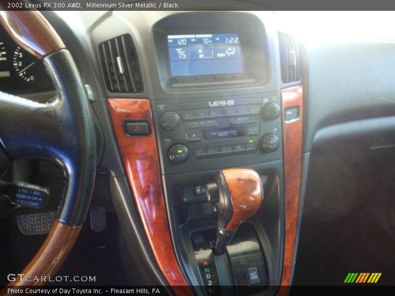 Millennium Silver Metallic / Black 2002 Lexus RX 300 AWD