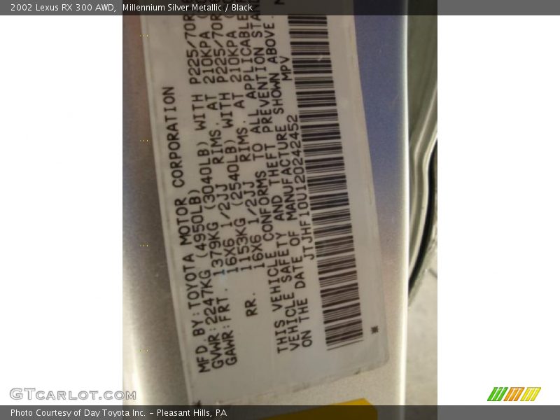 Millennium Silver Metallic / Black 2002 Lexus RX 300 AWD