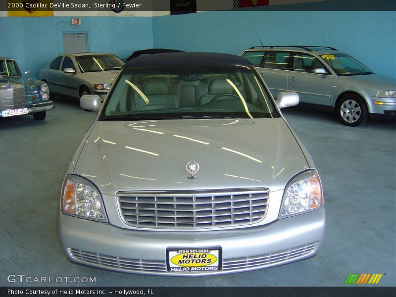 Sterling / Pewter 2000 Cadillac DeVille Sedan