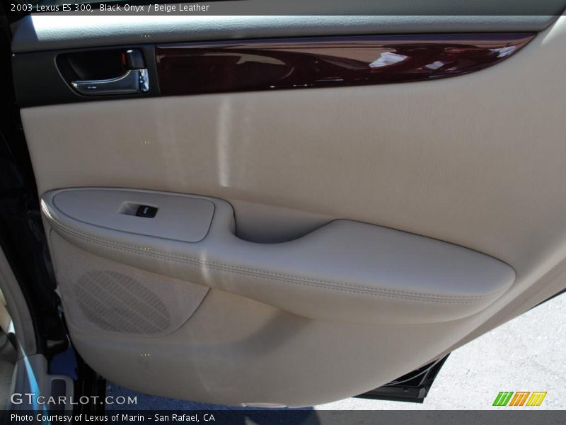 Black Onyx / Beige Leather 2003 Lexus ES 300