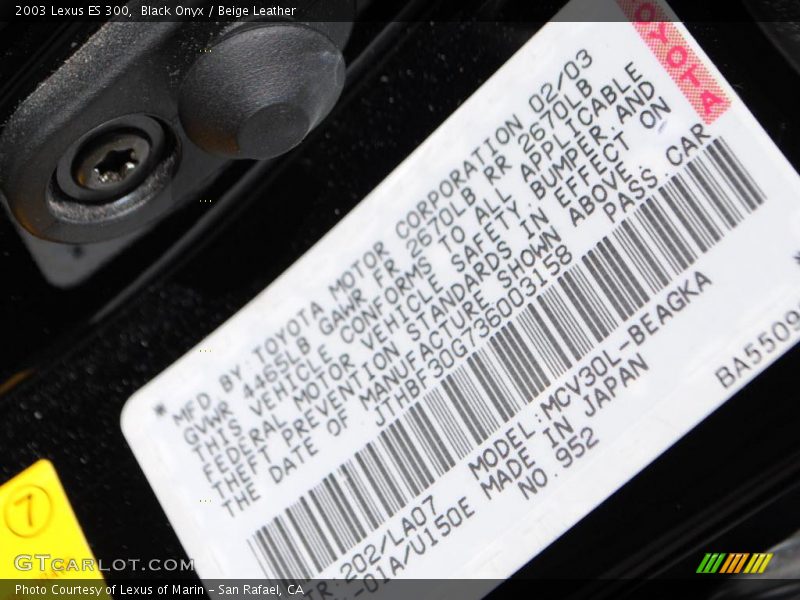 Black Onyx / Beige Leather 2003 Lexus ES 300