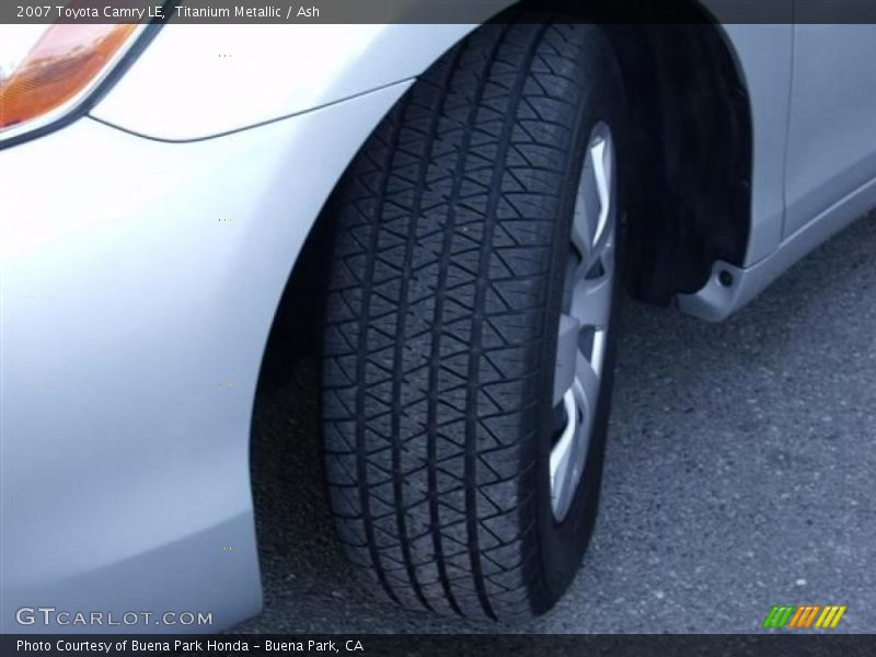 Titanium Metallic / Ash 2007 Toyota Camry LE
