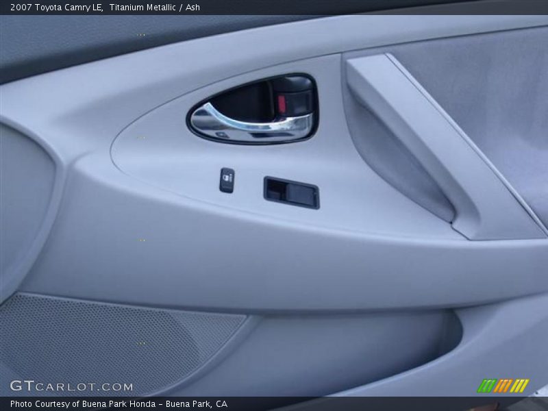 Titanium Metallic / Ash 2007 Toyota Camry LE