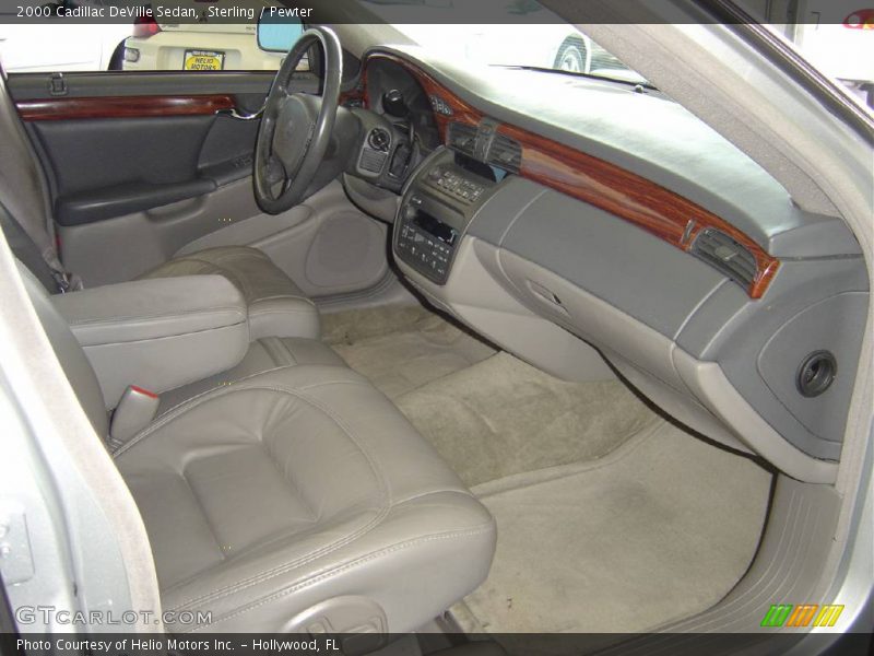 Sterling / Pewter 2000 Cadillac DeVille Sedan