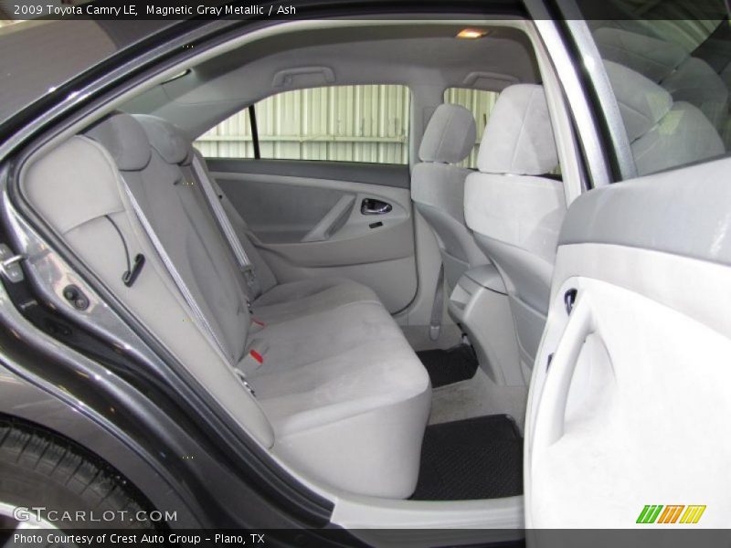 Magnetic Gray Metallic / Ash 2009 Toyota Camry LE