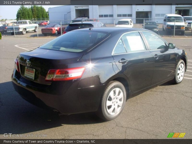 Black / Ash 2011 Toyota Camry