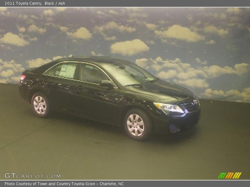 Black / Ash 2011 Toyota Camry