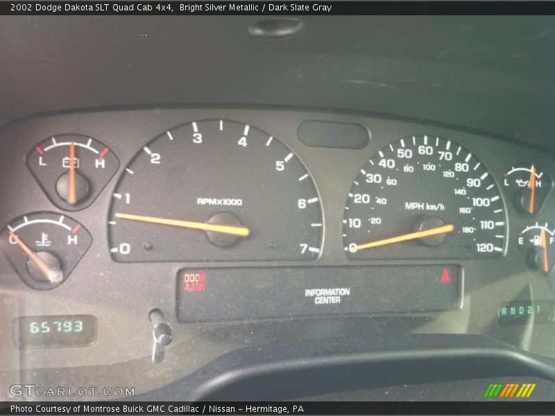 Bright Silver Metallic / Dark Slate Gray 2002 Dodge Dakota SLT Quad Cab 4x4