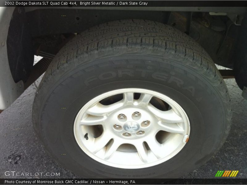 Bright Silver Metallic / Dark Slate Gray 2002 Dodge Dakota SLT Quad Cab 4x4