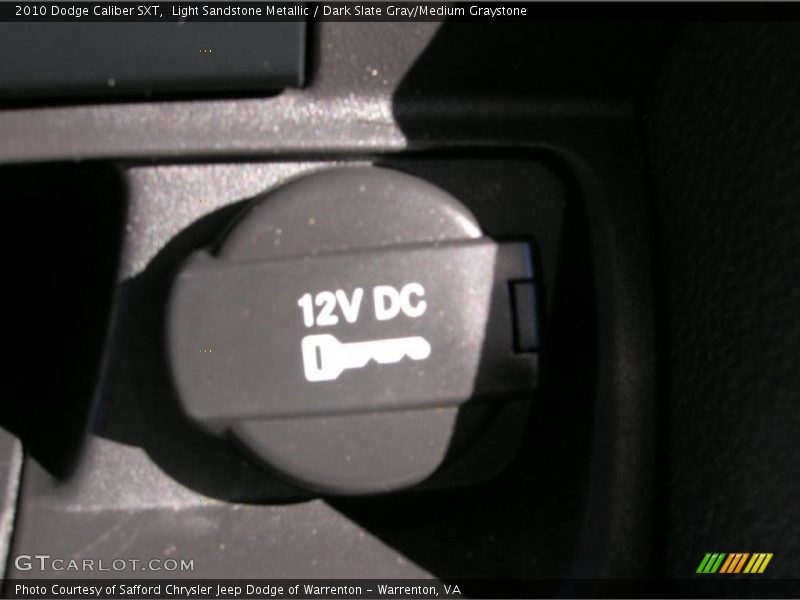 Light Sandstone Metallic / Dark Slate Gray/Medium Graystone 2010 Dodge Caliber SXT