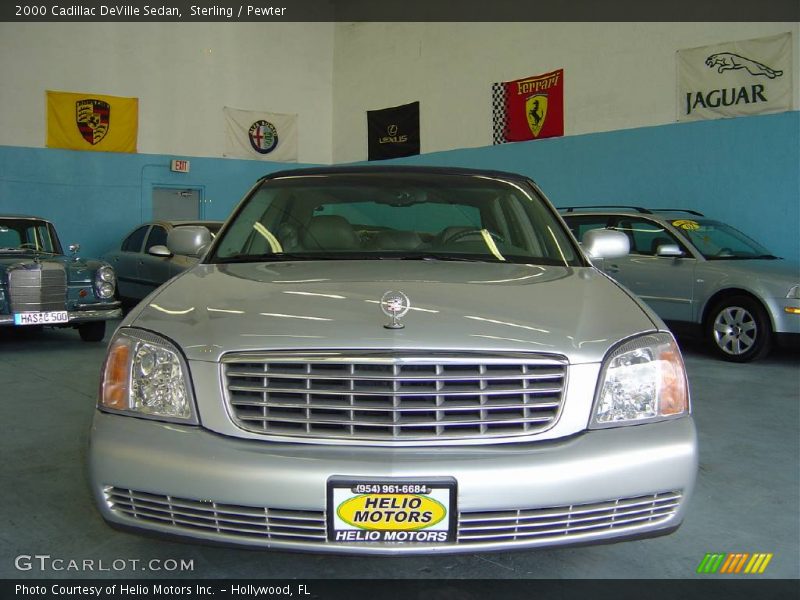 Sterling / Pewter 2000 Cadillac DeVille Sedan