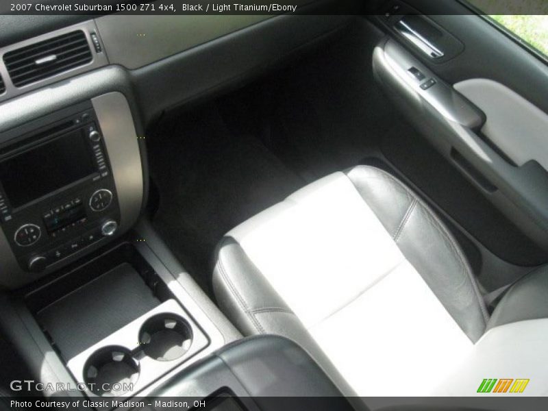 Black / Light Titanium/Ebony 2007 Chevrolet Suburban 1500 Z71 4x4