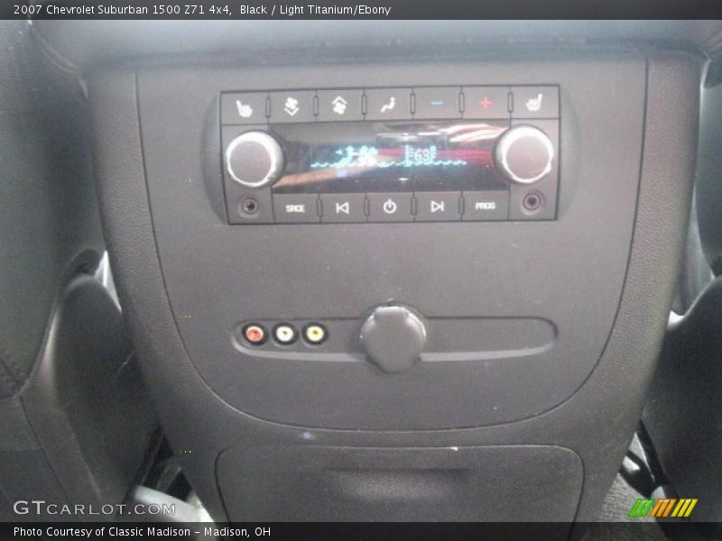 Black / Light Titanium/Ebony 2007 Chevrolet Suburban 1500 Z71 4x4