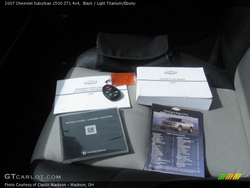 Black / Light Titanium/Ebony 2007 Chevrolet Suburban 1500 Z71 4x4