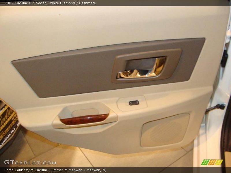White Diamond / Cashmere 2007 Cadillac CTS Sedan