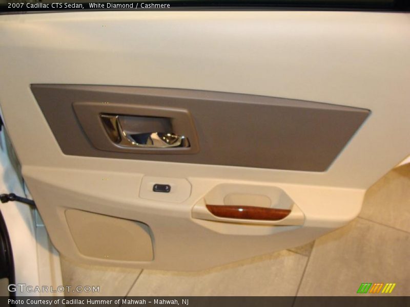 White Diamond / Cashmere 2007 Cadillac CTS Sedan