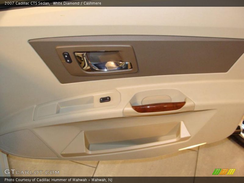 White Diamond / Cashmere 2007 Cadillac CTS Sedan