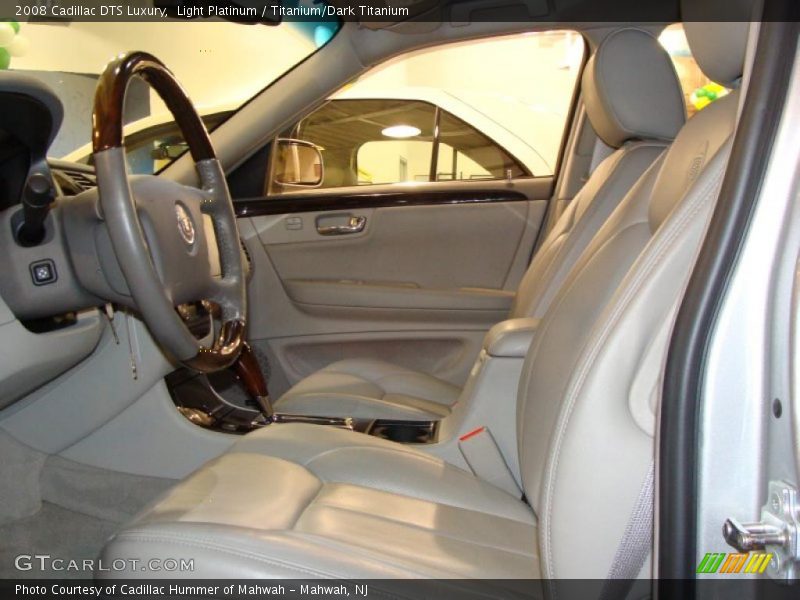 Light Platinum / Titanium/Dark Titanium 2008 Cadillac DTS Luxury
