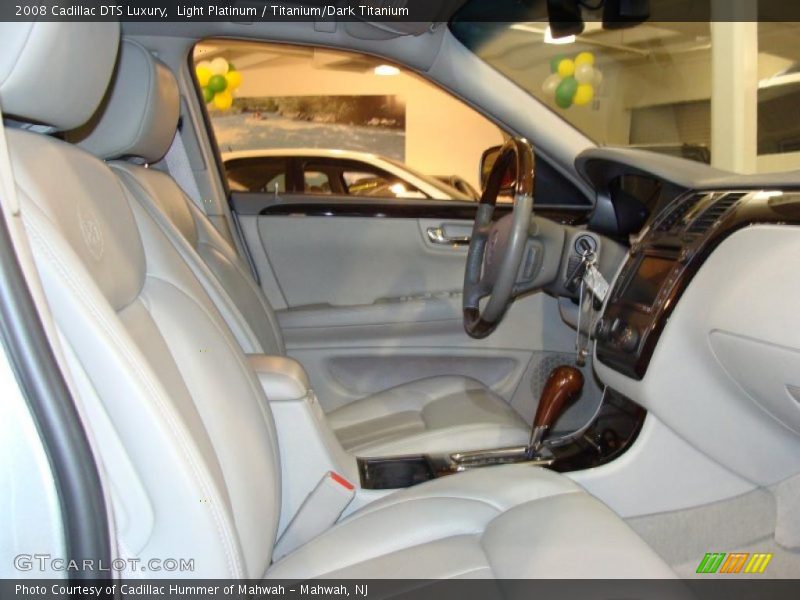 Light Platinum / Titanium/Dark Titanium 2008 Cadillac DTS Luxury