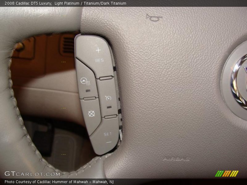 Light Platinum / Titanium/Dark Titanium 2008 Cadillac DTS Luxury