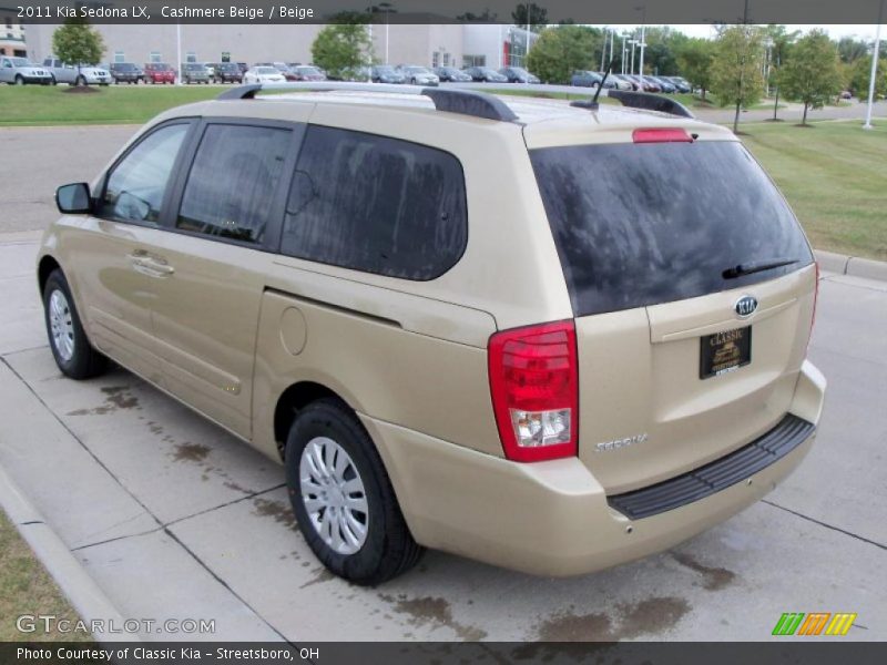 Cashmere Beige / Beige 2011 Kia Sedona LX