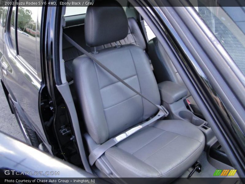 Ebony Black / Gray 2003 Isuzu Rodeo S V6 4WD