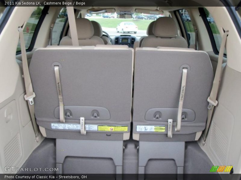 Cashmere Beige / Beige 2011 Kia Sedona LX