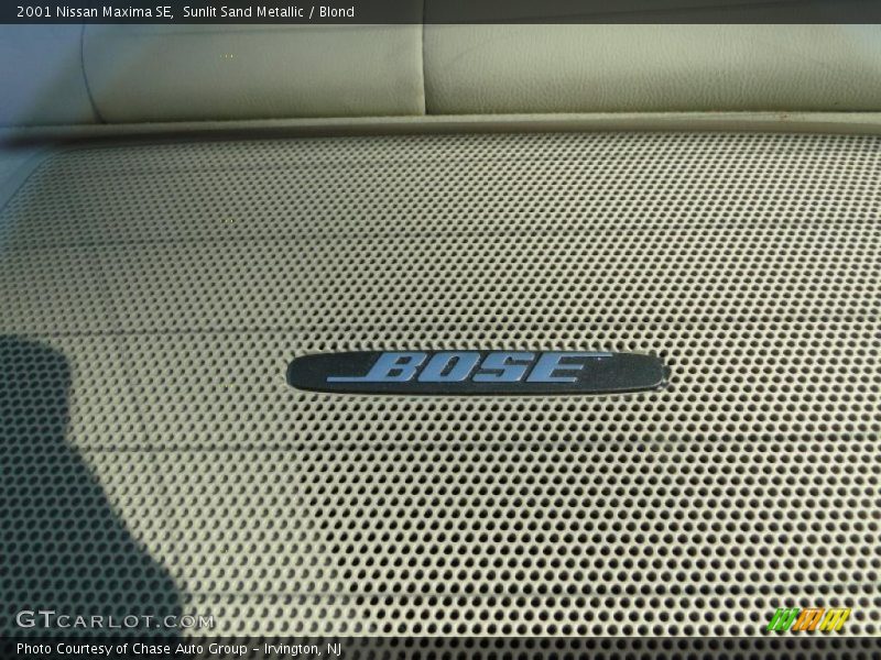 Sunlit Sand Metallic / Blond 2001 Nissan Maxima SE