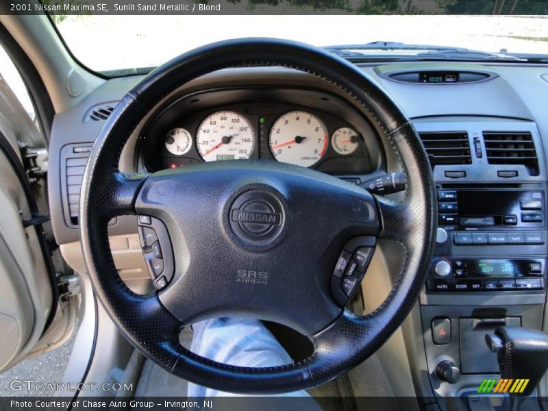 Sunlit Sand Metallic / Blond 2001 Nissan Maxima SE