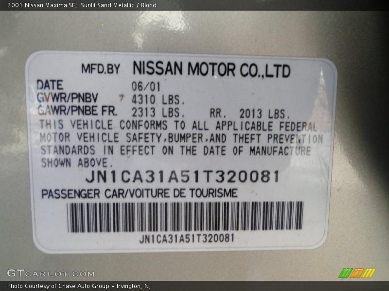 Sunlit Sand Metallic / Blond 2001 Nissan Maxima SE